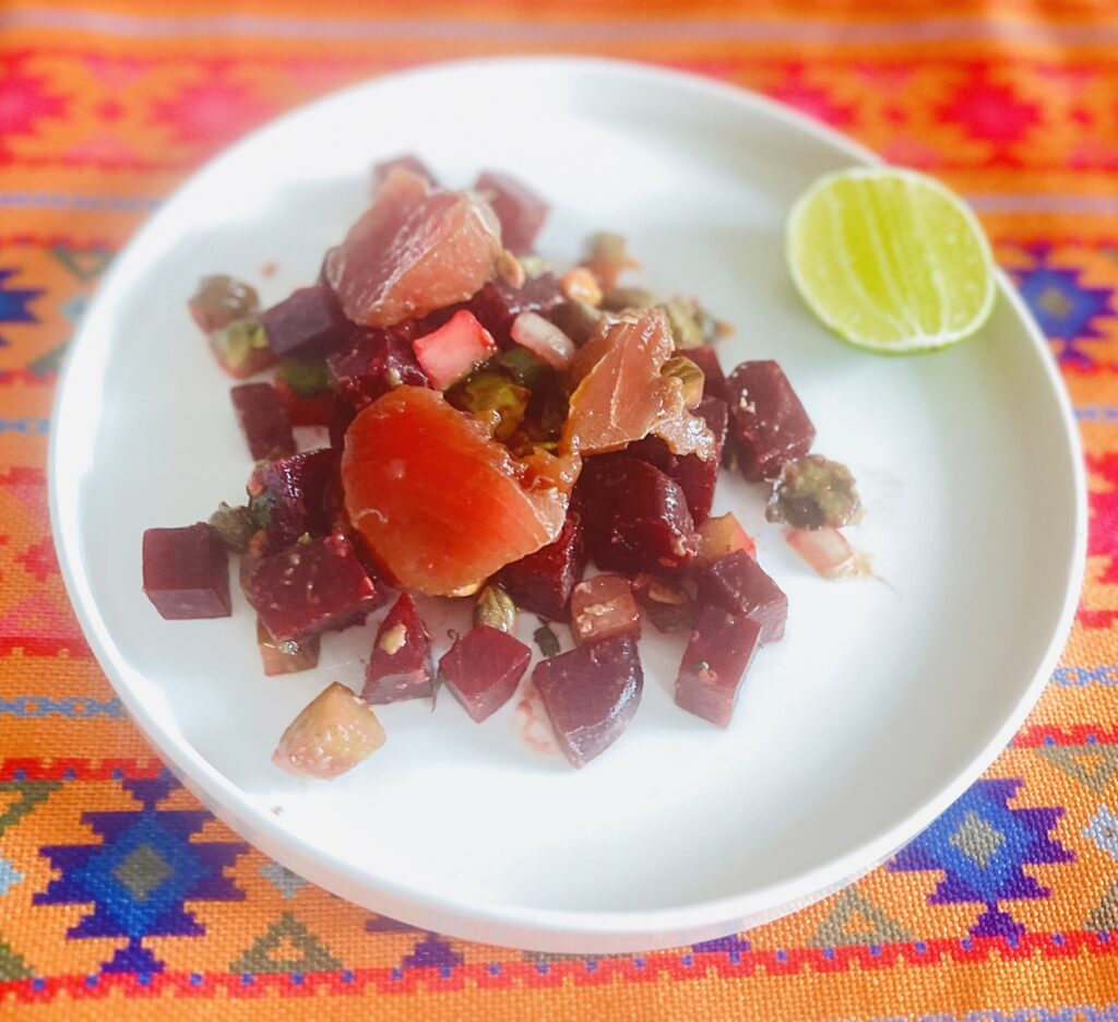 beet tartare - salad with tuna