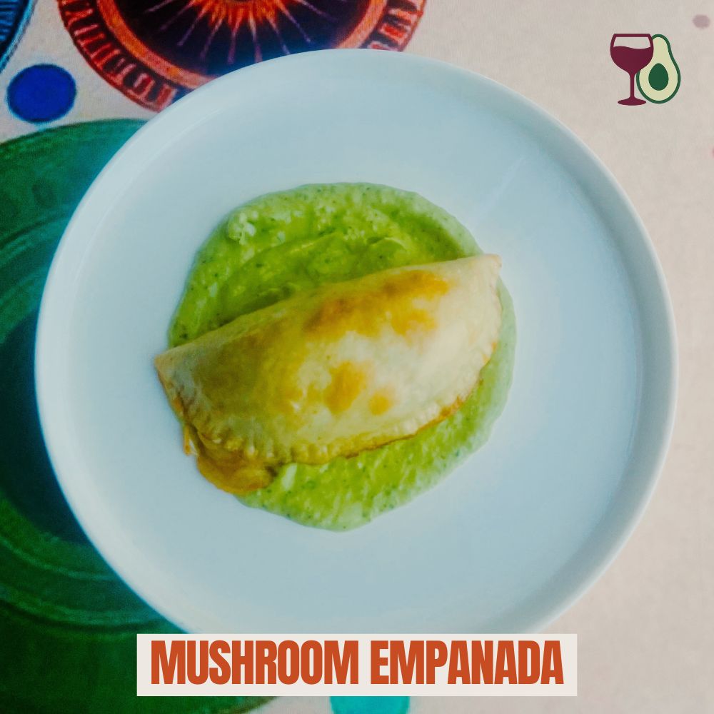 Mushroom empanadas with cheese and avocado crema - my recipe and tips